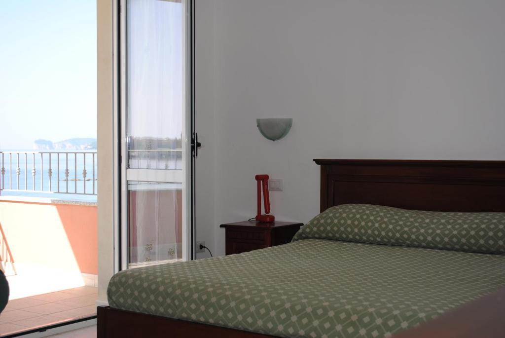 Guest House Sea Rooms Alghero Oda fotoğraf